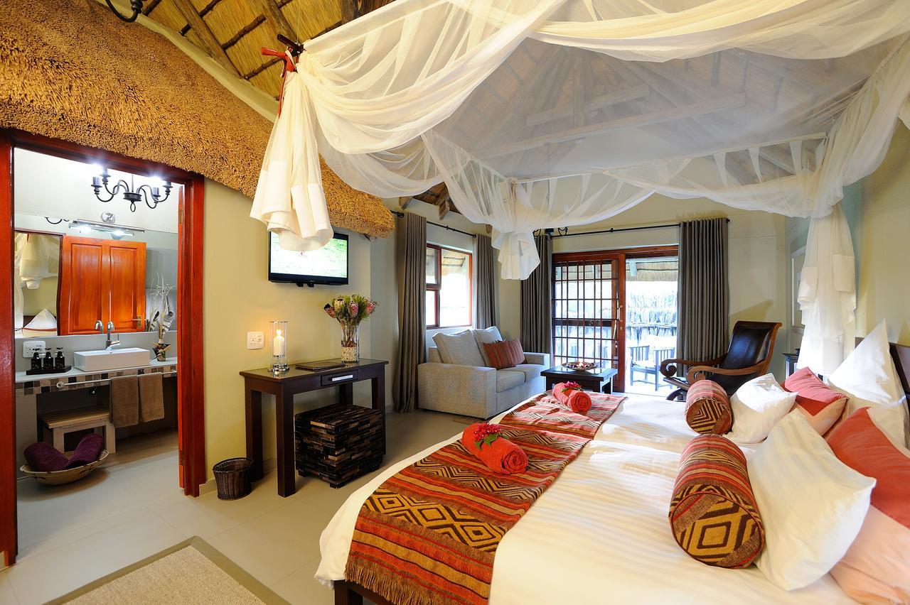 Frans Indongo Lodge 奥奇瓦龙戈 外观 照片